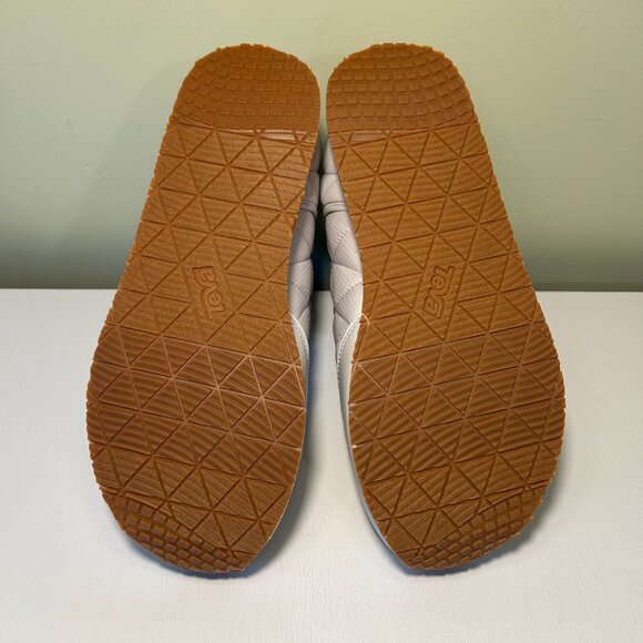 Teva Women's ReEmber Mid Platform Boot - Picture 11 of 15